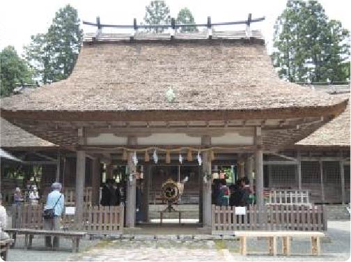 延喜式に列する　摩気神社